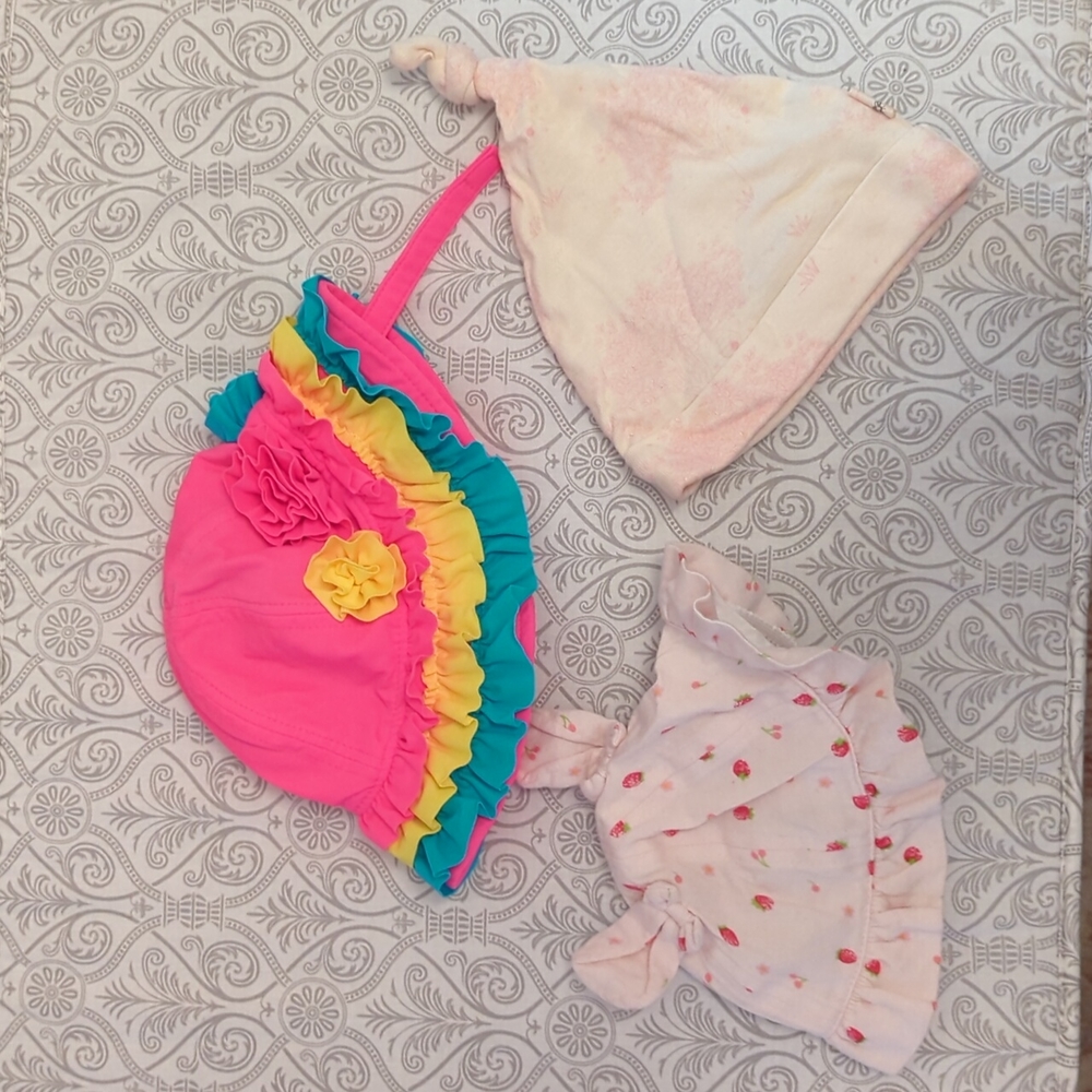 Assorted baby hats sz 3-6 months | set of 3 girls
